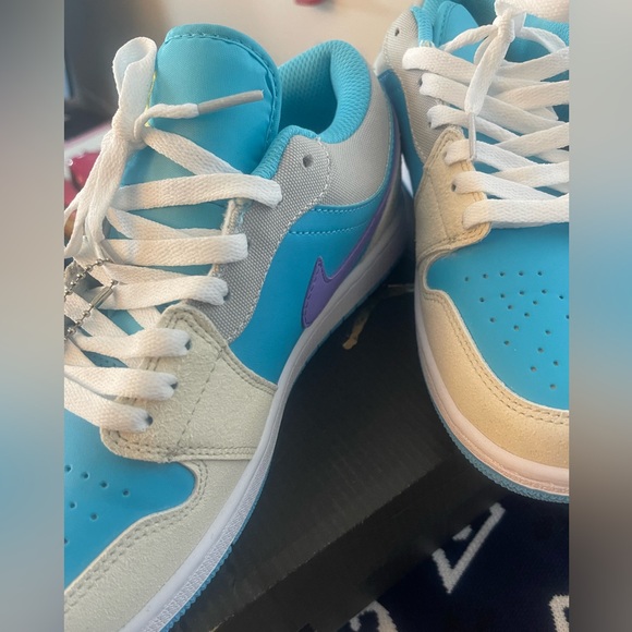 Nike Air Jordan Dunks- Men’s Size 8 - Picture 12 of 12